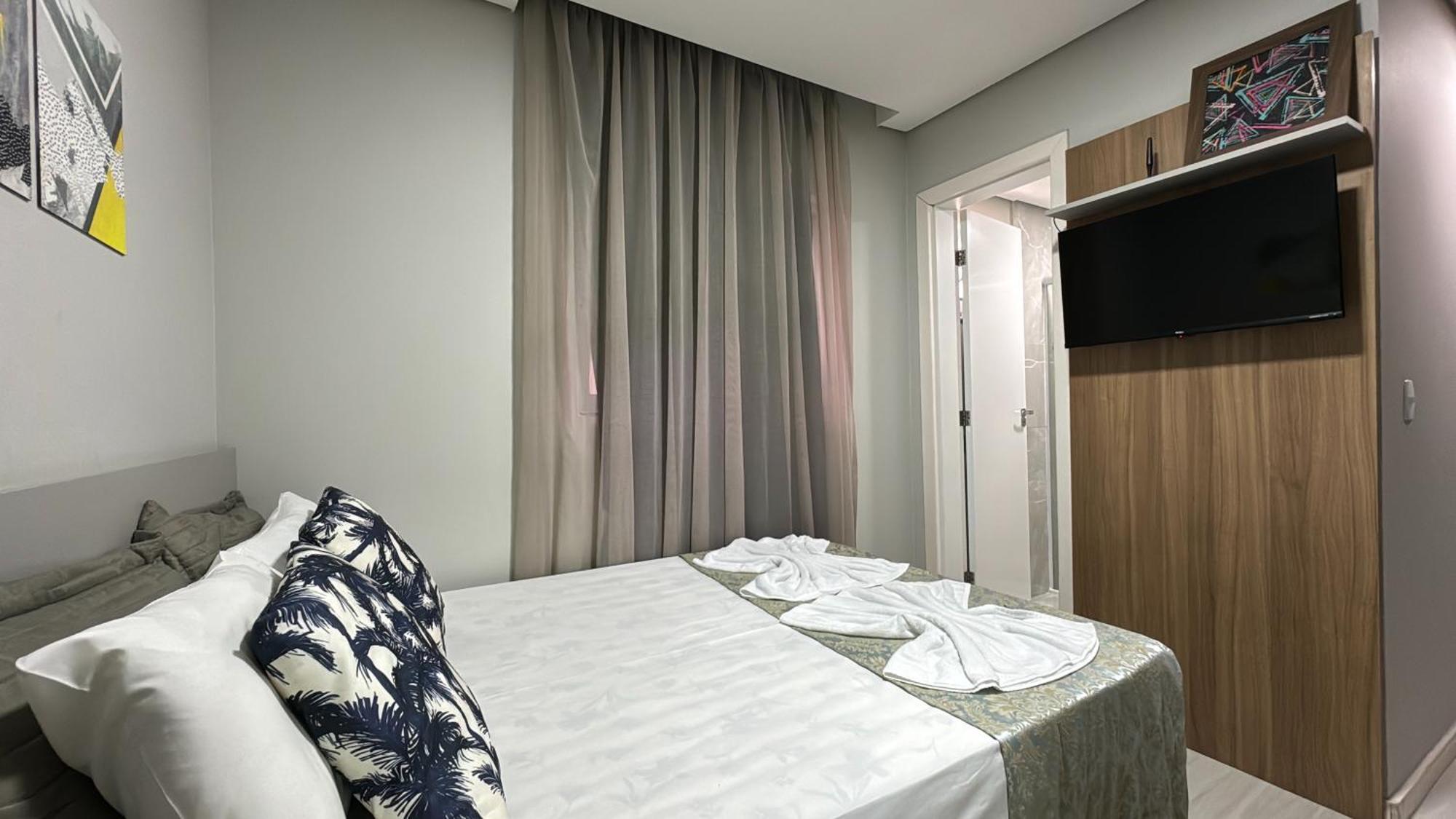 09- Studio Lindamente Decorado! Ideal Para Casal!!! クリチバ エクステリア 写真